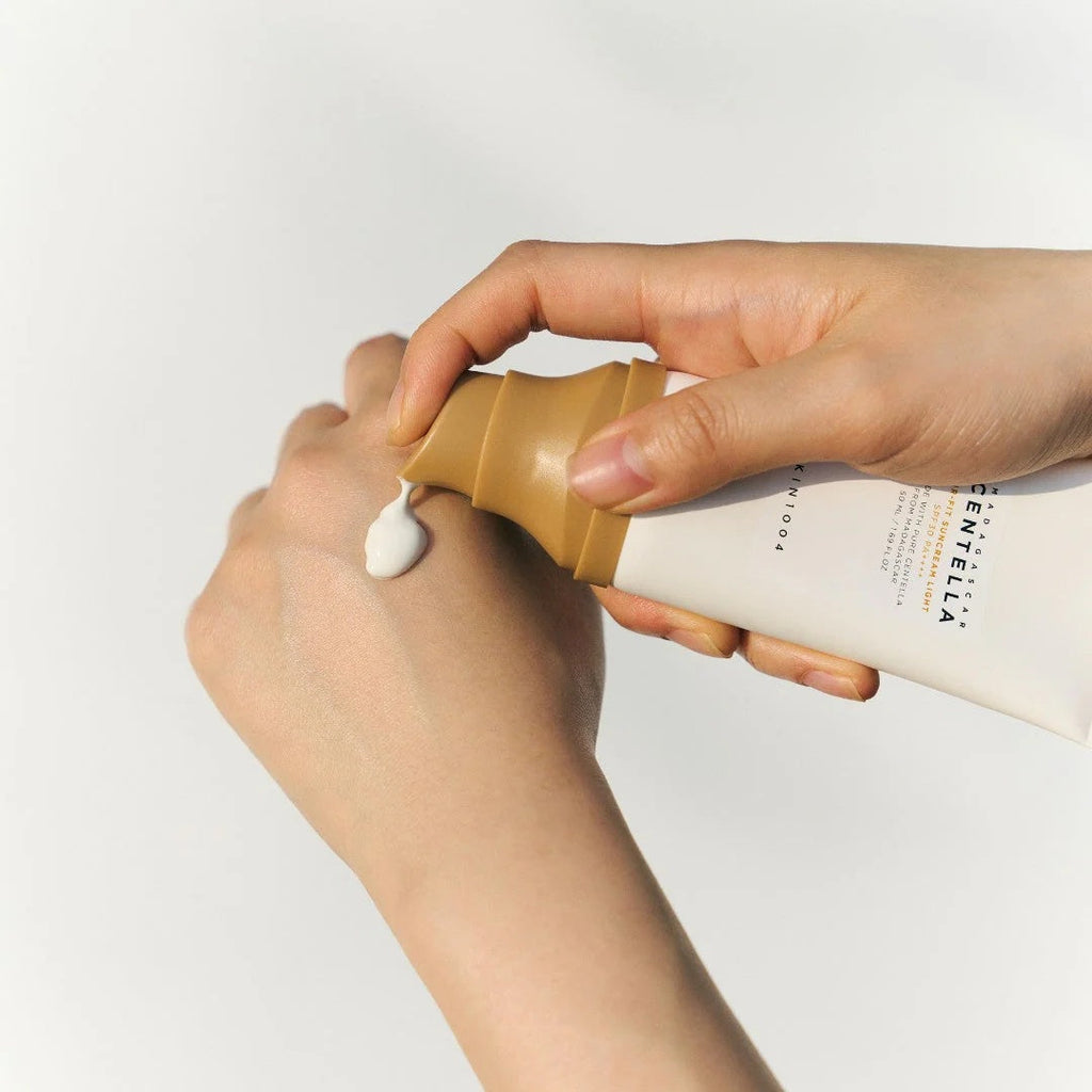 Protector Solar Ligero con Centella de Madagascar – Air-Fit Suncream Light SPF50+ PA++++ (50ml)