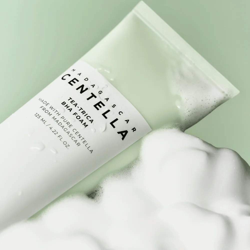 SKIN1004 Centella Tea-Trica BHA Foam – Espuma Facial Purificante con BHA 125ml