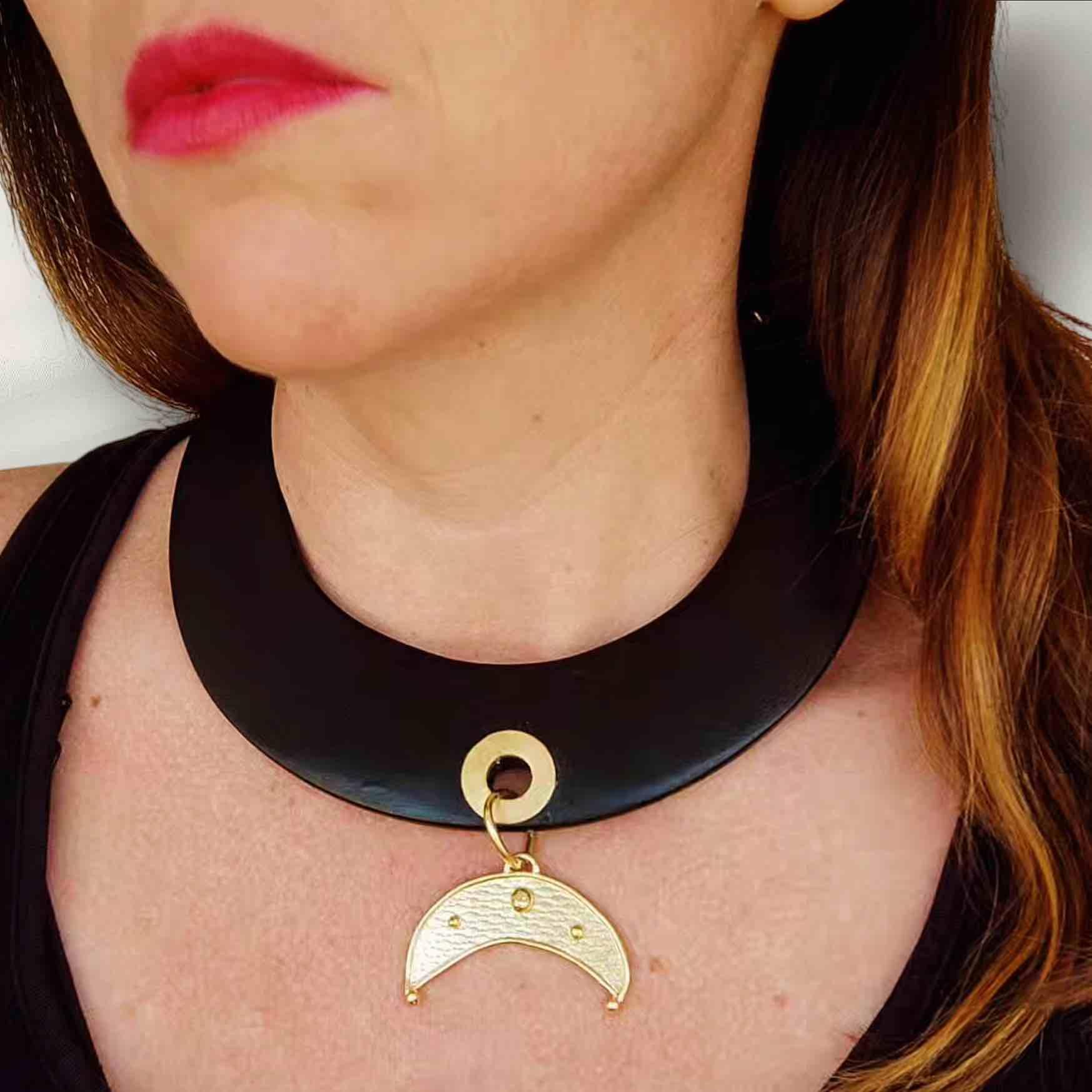 Choker Ébano